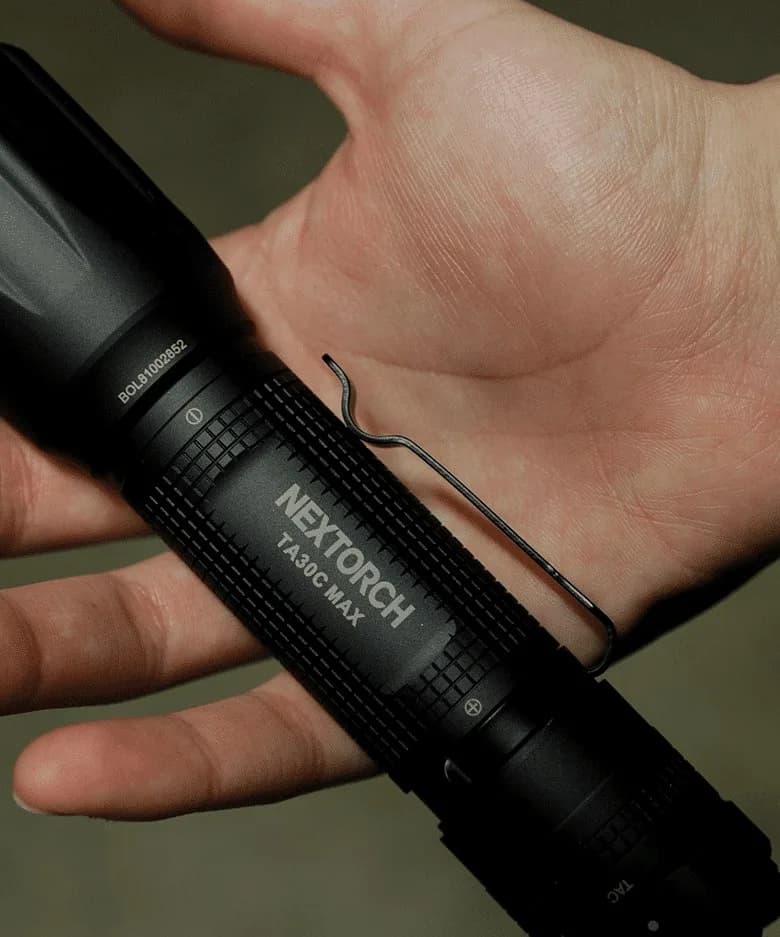 Lampe TA30C MAX - NEXTORCH — vue 3